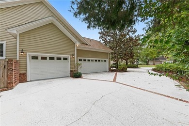 Experience the beauty of marshfront living in this stunning - photo 50