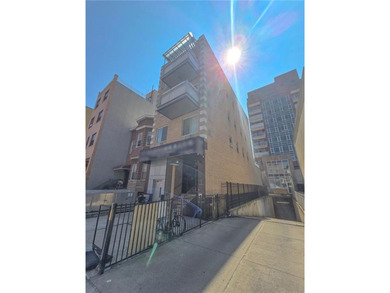 Prime Location in Sunset Park, Busy high traffic area newly - photo 3