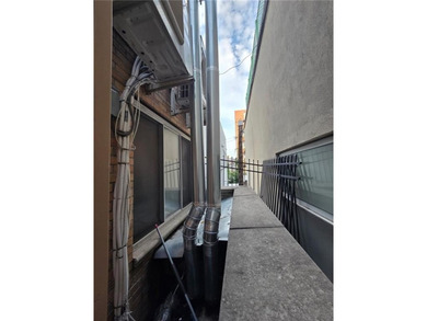 Prime Location in Sunset Park, Busy high traffic area newly - photo 8