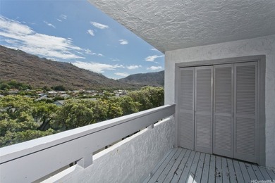 Always desirable Mariners Village 3! This townhouse is priced to - photo 15