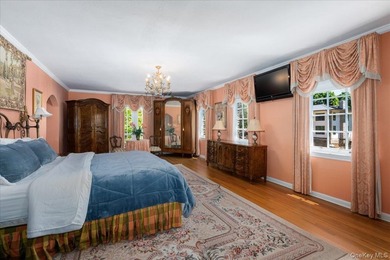 Grand All-Brick Tudor on a Prime Corner Lot Welcome to this - photo 19