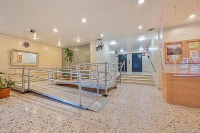 Spacious 1 Bedroom Apartment in a High-rise Co-op building - photo 5