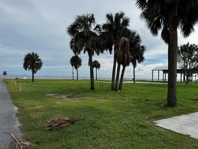 LOCATION, LOCATION, LOCATION... PRIME REAL ESTATE!!! This - photo 2