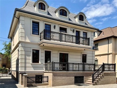 Best neighborhood! Luxury 3 story Mansion-Like house, among very - photo 7
