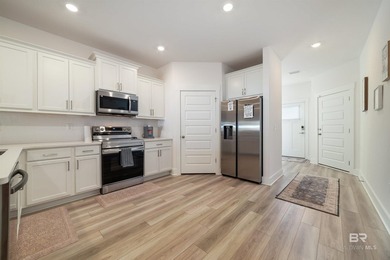 Absolutely stunning corner unit, Can be Sold Furnished with - photo 3