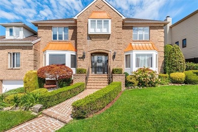 Richmondtown Luxury All-Brick Colonial Located in the - photo 9