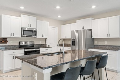 Welcome to 194 Argyll Drive in the highly desirable Villages of - photo 22