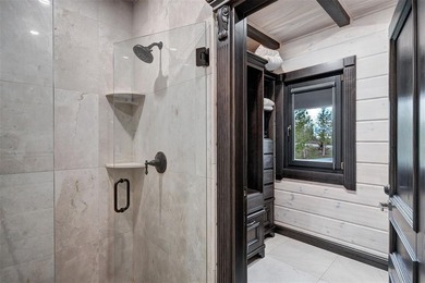 Discover a remarkable custom-crafted HONKA style mountain - photo 22