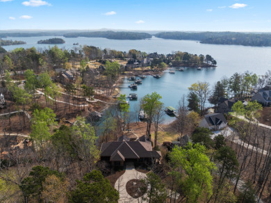 Refined Lakeside Living in this Exceptional Custom Built Home - photo 2