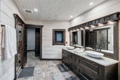 Discover a remarkable custom-crafted HONKA style mountain - photo 46