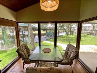 Fisherman's Paradise!!! Canal Front home with Sunset views in - photo 8