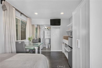 Located in a highly sought-after Palos Verdes Peninsula - photo 49