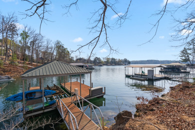 Refined Lakeside Living in this Exceptional Custom Built Home - photo 10