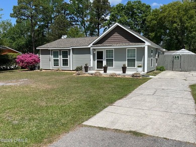HERE'S YOUR ''MOVE IN READY'' HOME. JUST ABOUT EVERYTHING IS NEW - photo 4