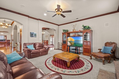 Discover one of the South Valley's most charming secrets: a one