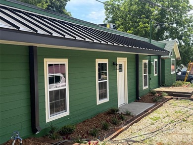 68 Circle Drive offers a unique opportunity to own a newly - photo 2