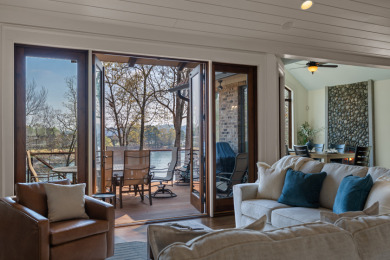 Refined Lakeside Living in this Exceptional Custom Built Home - photo 6