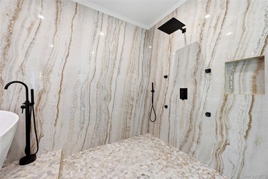 SELLER MOTIVATED! Welcome to this exceptional new construction - photo 29