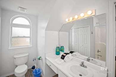Exceptional Gulf Coast investment and family retreat opportunity - photo 30