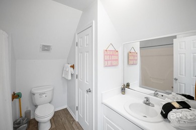 Exceptional Gulf Coast investment and family retreat opportunity - photo 33