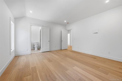 SELLER MOTIVATED! Welcome to this exceptional new construction - photo 34