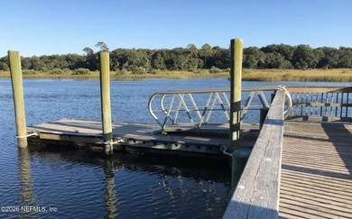 Perfectly positioned on a generous TRIPLE LOT along a quiet - photo 38