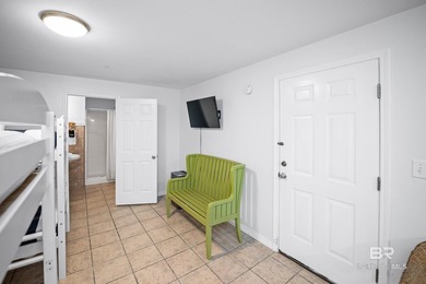Exceptional Gulf Coast investment and family retreat opportunity - photo 39