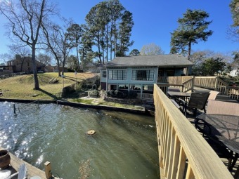 Exceptional Home and Guest House on Beautiful Lake Jacksonville! - Lake Home For Sale in Jacksonville, Texas