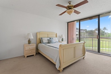 Spacious 2 bed, 2 bath condo in the sought-after Village Blvd - photo 9