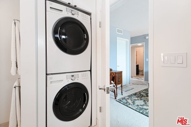 $50,000 Price Adjustment. Stunning light-filled, renovated end - photo 22
