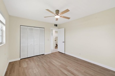 Located on the third and top floor with no neighbors above and - photo 23