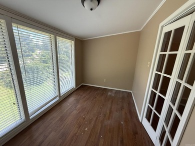 Prime Commercial Opportunity with Residential Living in Mountain - photo 24
