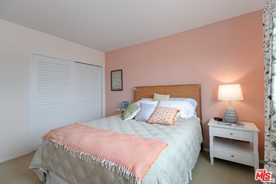 $50,000 Price Adjustment. Stunning light-filled, renovated end - photo 25
