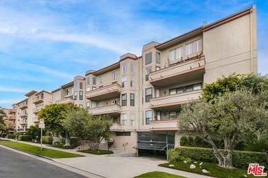 $50,000 Price Adjustment. Stunning light-filled, renovated end - photo 31