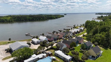 Furnished waterfront gem, located in Goat Island, nestled in the - photo 38