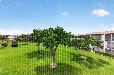 Located on the third and top floor with no neighbors above and - photo 39