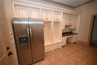 Enjoy one of Auburn's most popular neighborhoods! Beautifully - photo 41