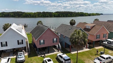 Furnished waterfront gem, located in Goat Island, nestled in the - photo 44