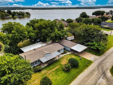 Lake Home Sale Pending in Granbury, Texas