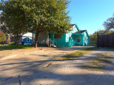 Lake Home For Sale in Lake Worth, Texas