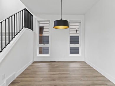 This home is located in one of Oak Creek's finest communities - photo 12