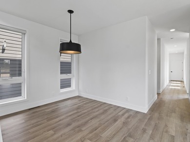 This home is located in one of Oak Creek's finest communities - photo 13