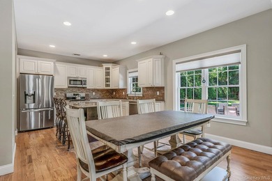 Beautiful 4-bedroom, 2.5-bath Colonial offering spacious living - photo 17