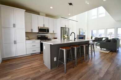 This home is located in one of Oak Creek's finest communities - photo 18