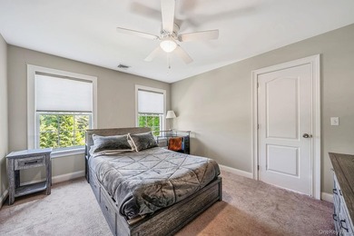 Beautiful 4-bedroom, 2.5-bath Colonial offering spacious living - photo 22