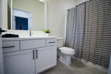 This home is located in one of Oak Creek's finest communities - photo 24
