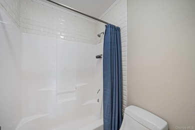 Beautiful 4-bedroom, 2.5-bath Colonial offering spacious living - photo 30