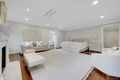 Perched above the Hudson River on 3.5 gated acres in the heart - photo 34