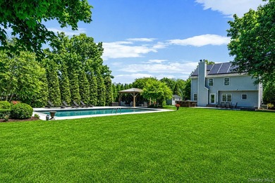 Beautiful 4-bedroom, 2.5-bath Colonial offering spacious living - photo 36