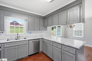 Welcome home to this beautiful 3-bedroom, 2-bath residence in - photo 10